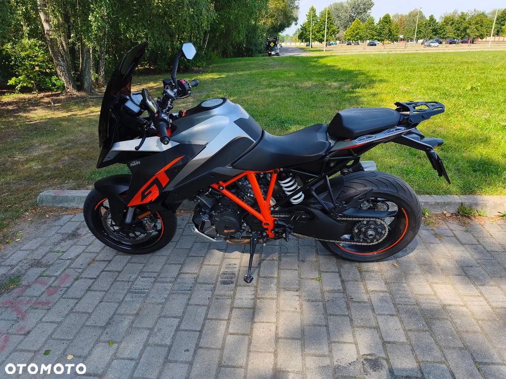 KTM Super Duke - 4