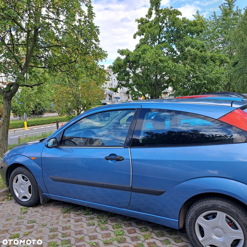 Ford Focus 1.4 Comfort - 3