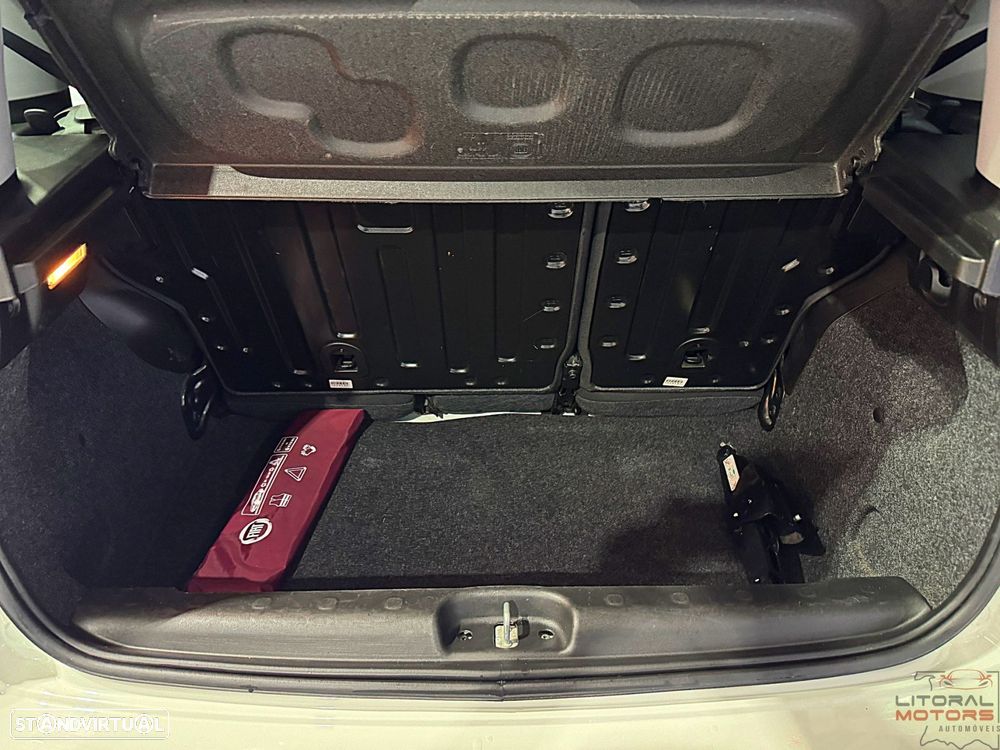 Fiat Panda 1.0 Hybrid Cross - 10