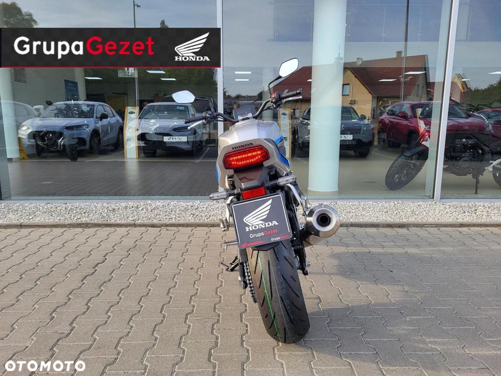 Honda CB - 7