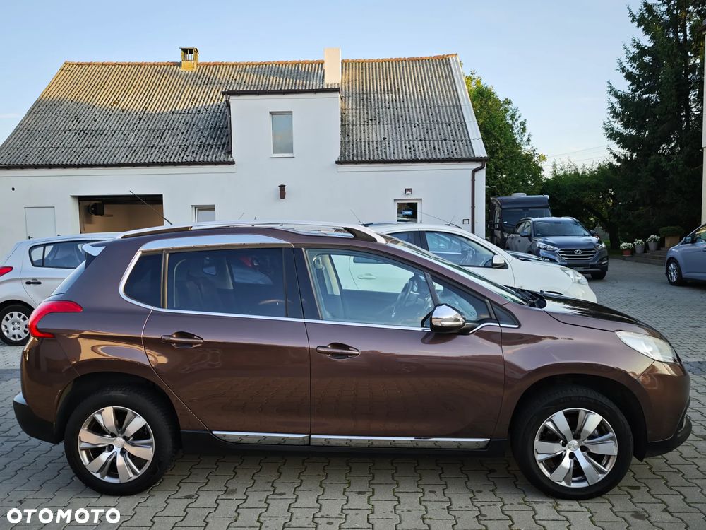 Peugeot 2008 120 VTI Allure - 5