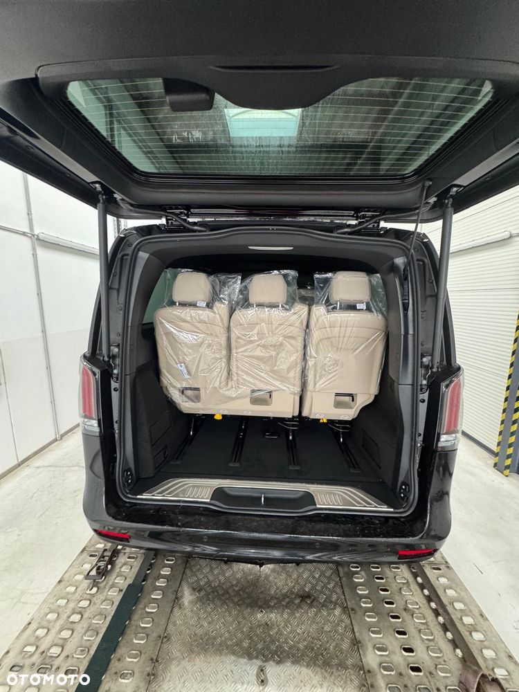 Mercedes-Benz Klasa V 300 d 4-Matic Exclusive 9G-Tronic (d³ugi) - 5