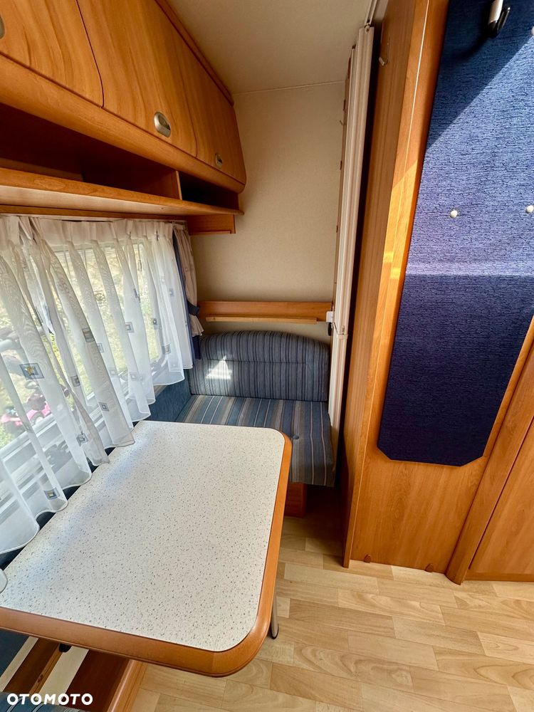 Hobby De luxe 400 - 35