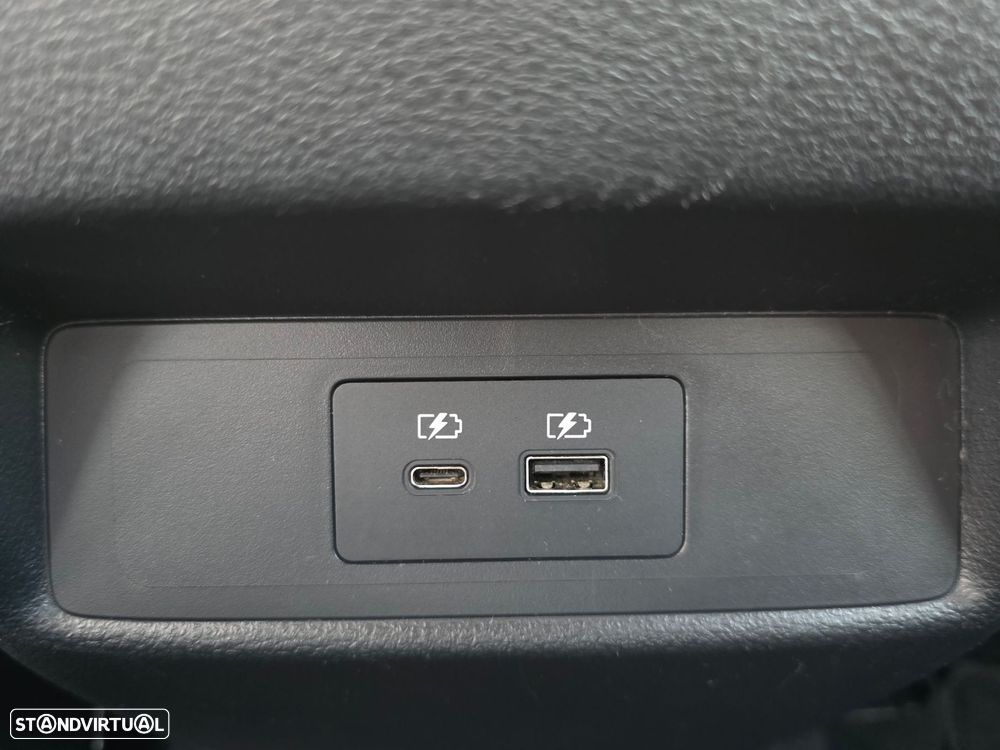 Nissan Qashqai 1.3 DIG-T N-Connecta - 16