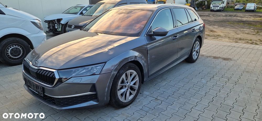 Skoda Octavia 2.0 TDI DSG Selection - 1