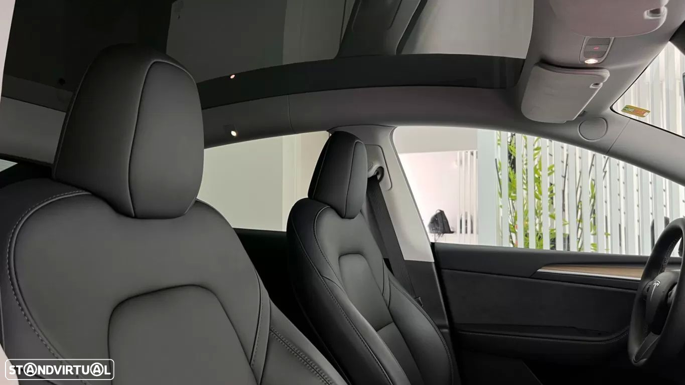 Tesla Model Y Tração Traseira - 21