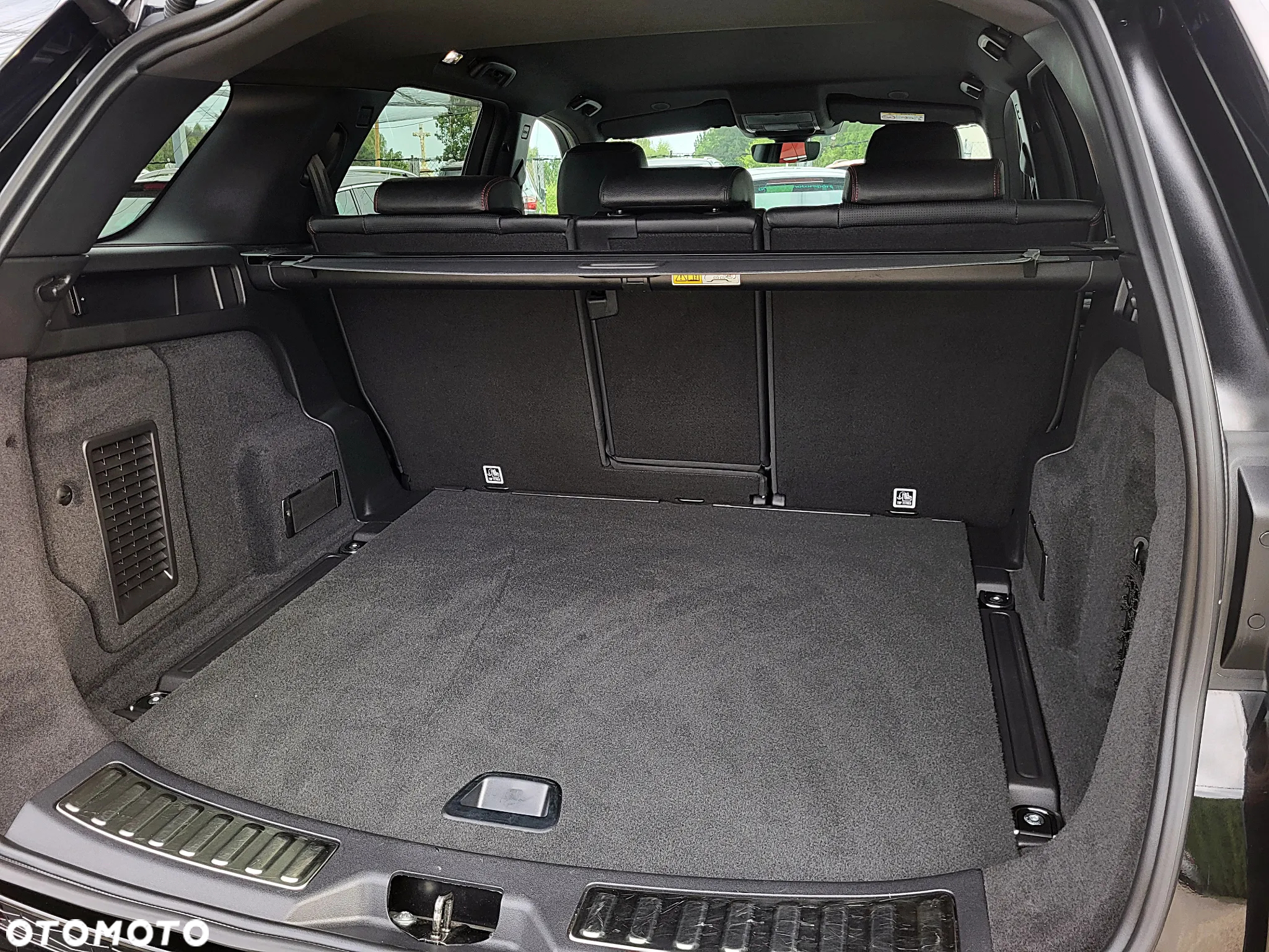 Land Rover Discovery Sport P200 R-Dynamic S - 10