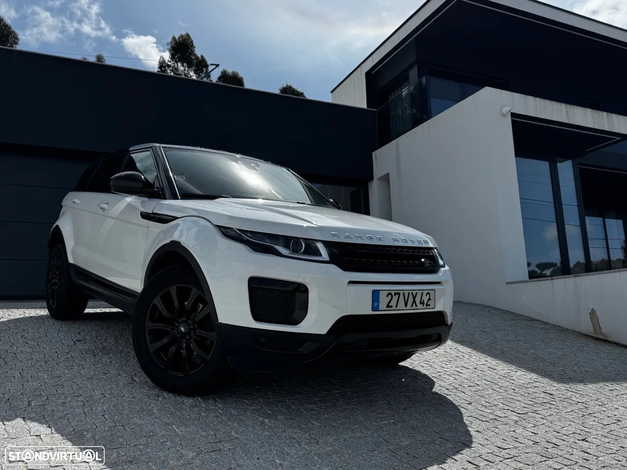 Land Rover Range Rover Evoque 2.0 eD4 SE Dynamic - 4