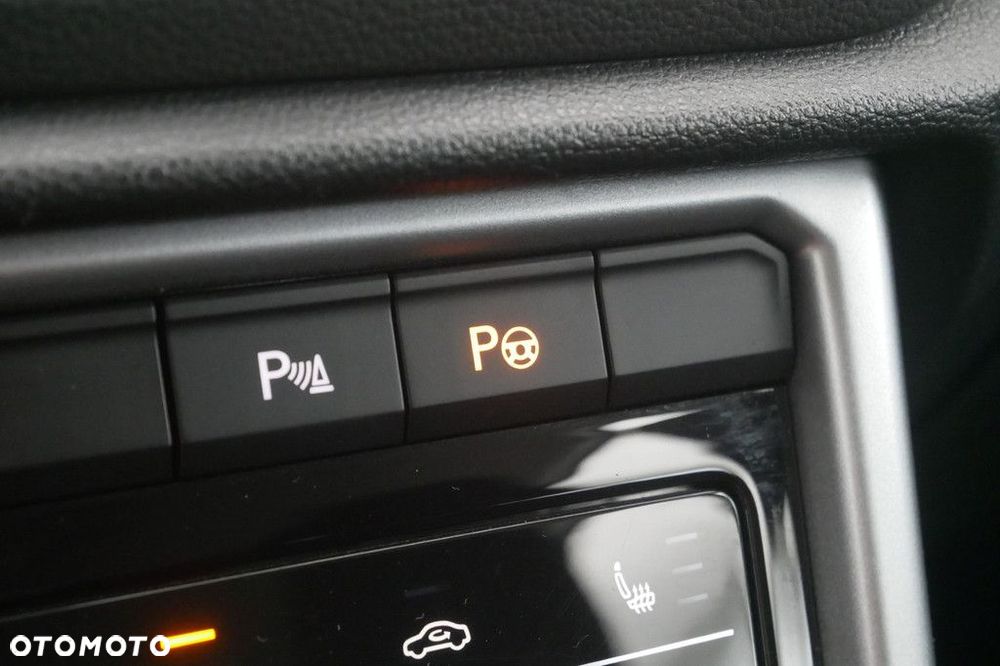 Volkswagen T-Roc 1.5 TSI Life DSG - 19