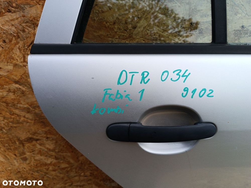 SKODA FABIA 1 I 9102 DRZWI TYŁ TYLNIE  PRAWE PRAWY - 2