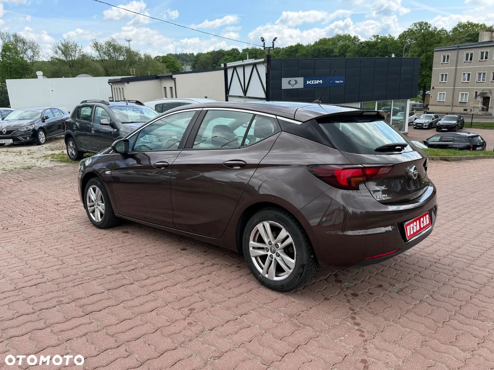Opel Astra 1.4 T Enjoy - 19