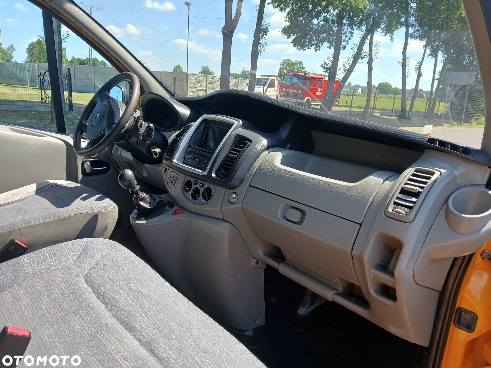 Renault TRAFIC - 13