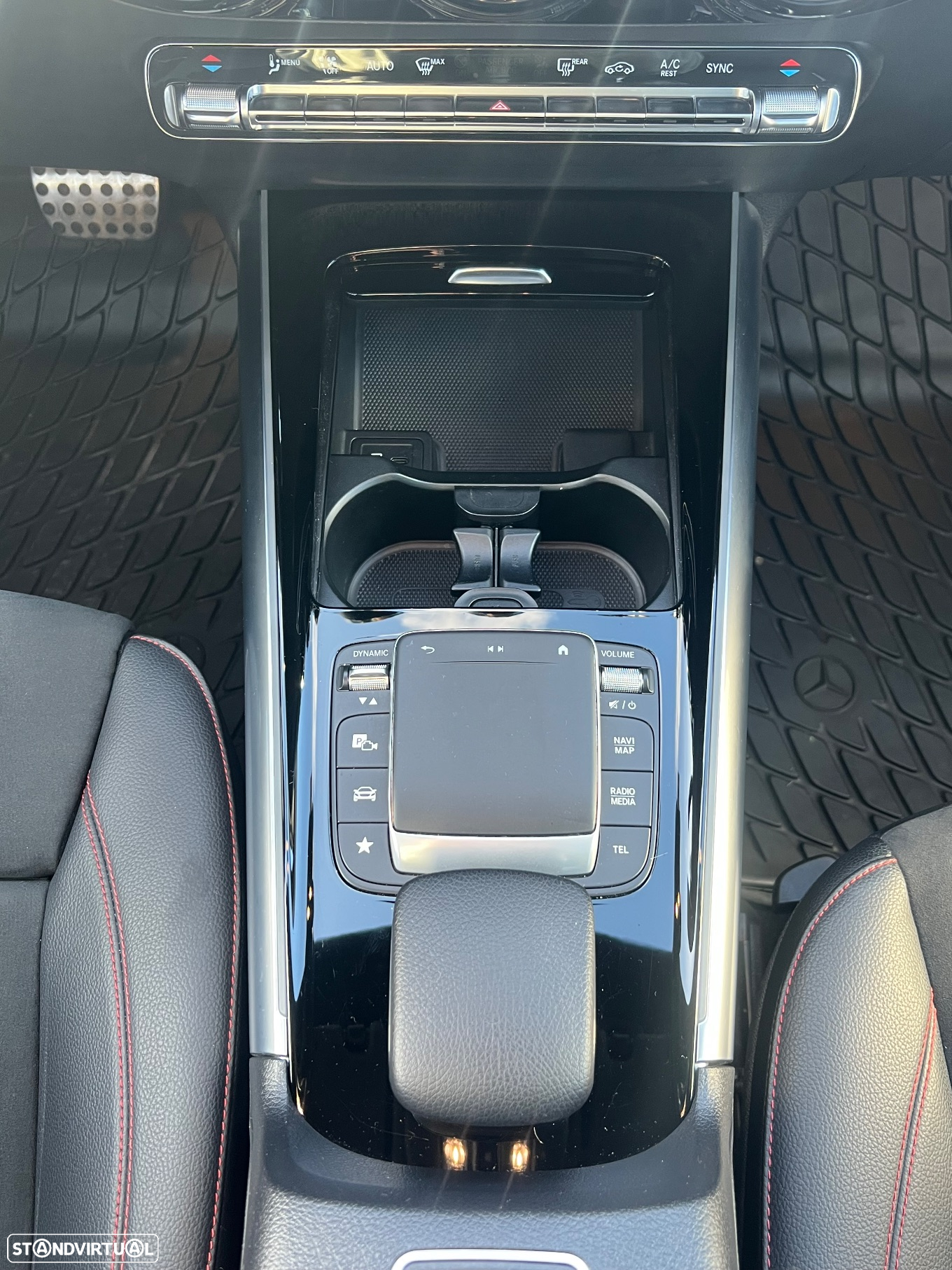 Mercedes-Benz GLA 220 d 4Matic AMG Line - 15