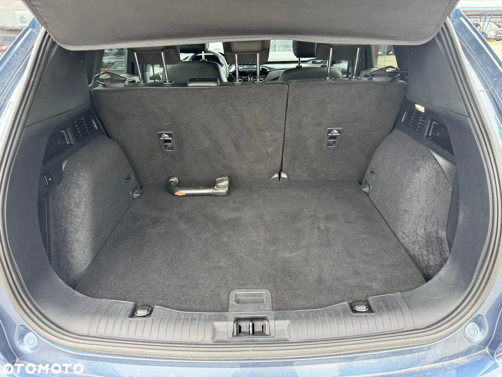 Ford Kuga 2.0 EcoBlue Hybrid ST-LINE - 26