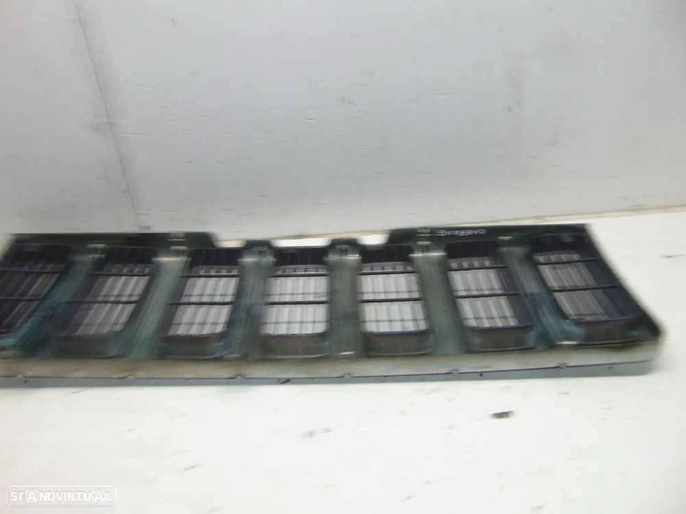 Grand Cherokee grelha - 7