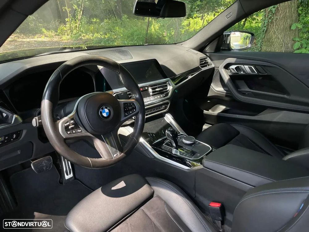 BMW 220 i Coupe Pack M Auto - 19
