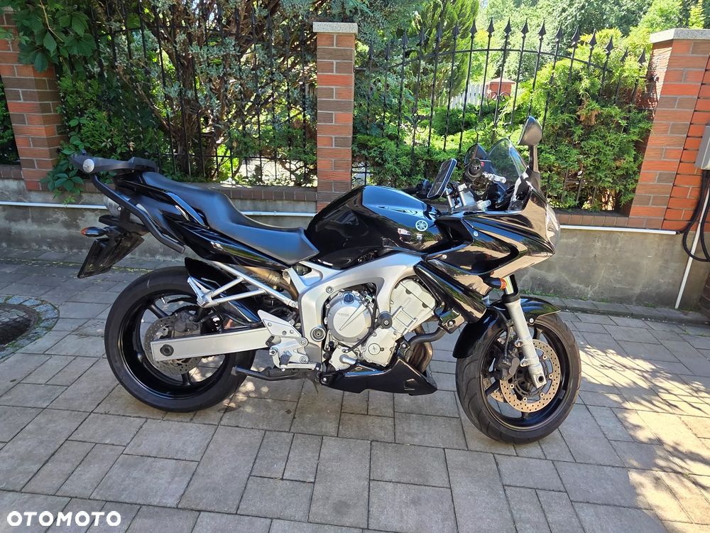 Yamaha FZ6 - 3