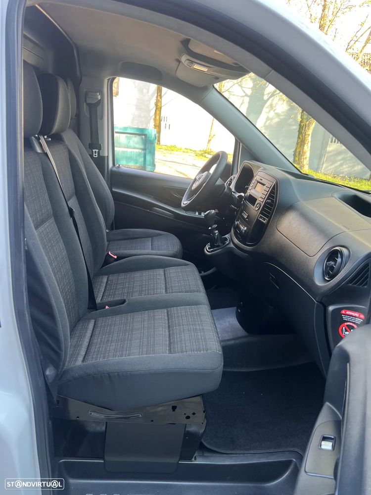 Mercedes-Benz 116 Extra Longa - 23