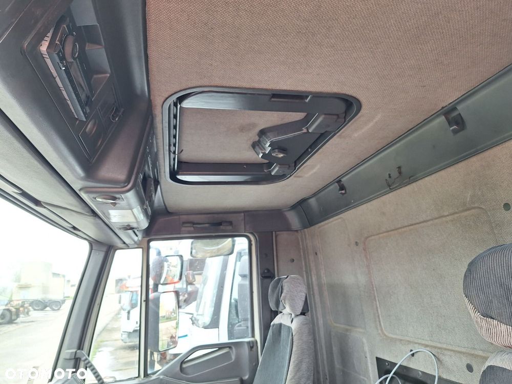 Iveco Eurotrakker 260E38 6X4 + Cifa 32 - 17