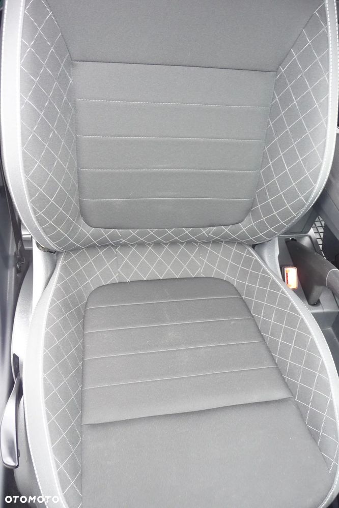 Skoda Fabia 1.0 TSI Active - 14
