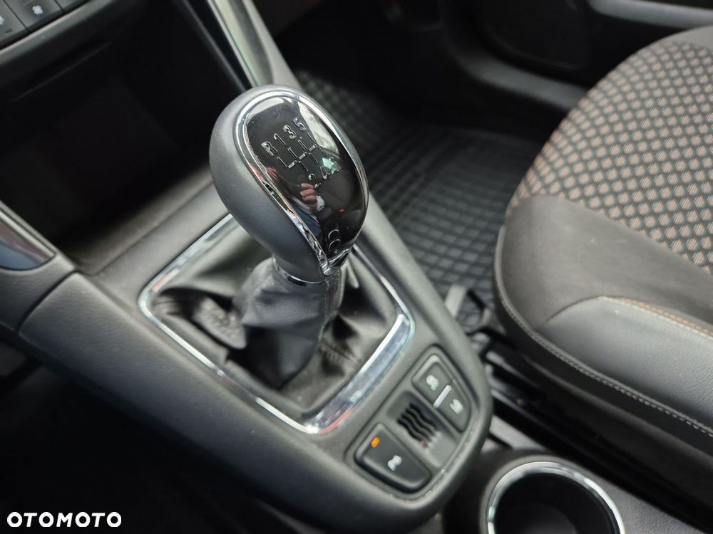 Opel Zafira - 25