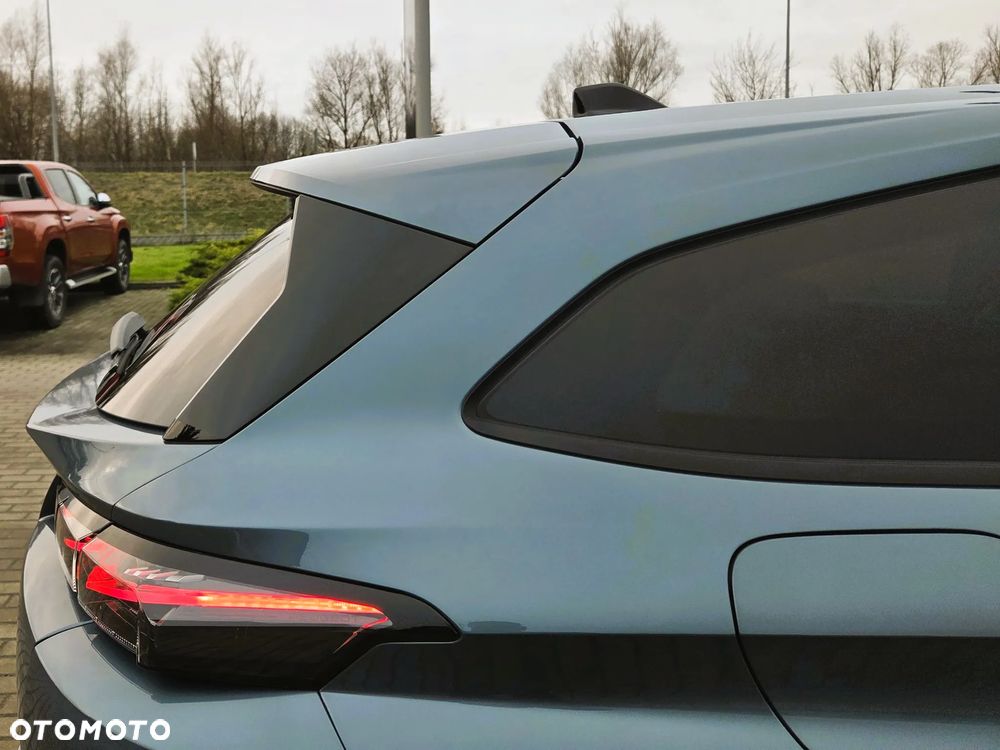 Peugeot 308 1.2 mHEV Allure S e-DCS6 - 13