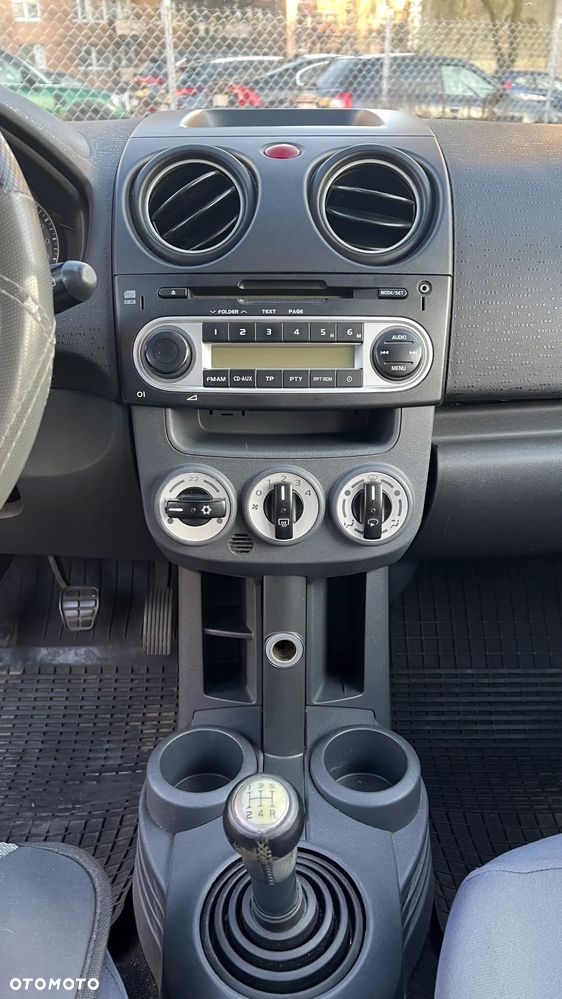 Mitsubishi Colt - 18