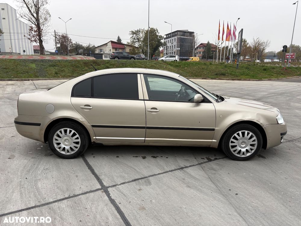 Skoda Superb 1,9TDI Elegance - 2
