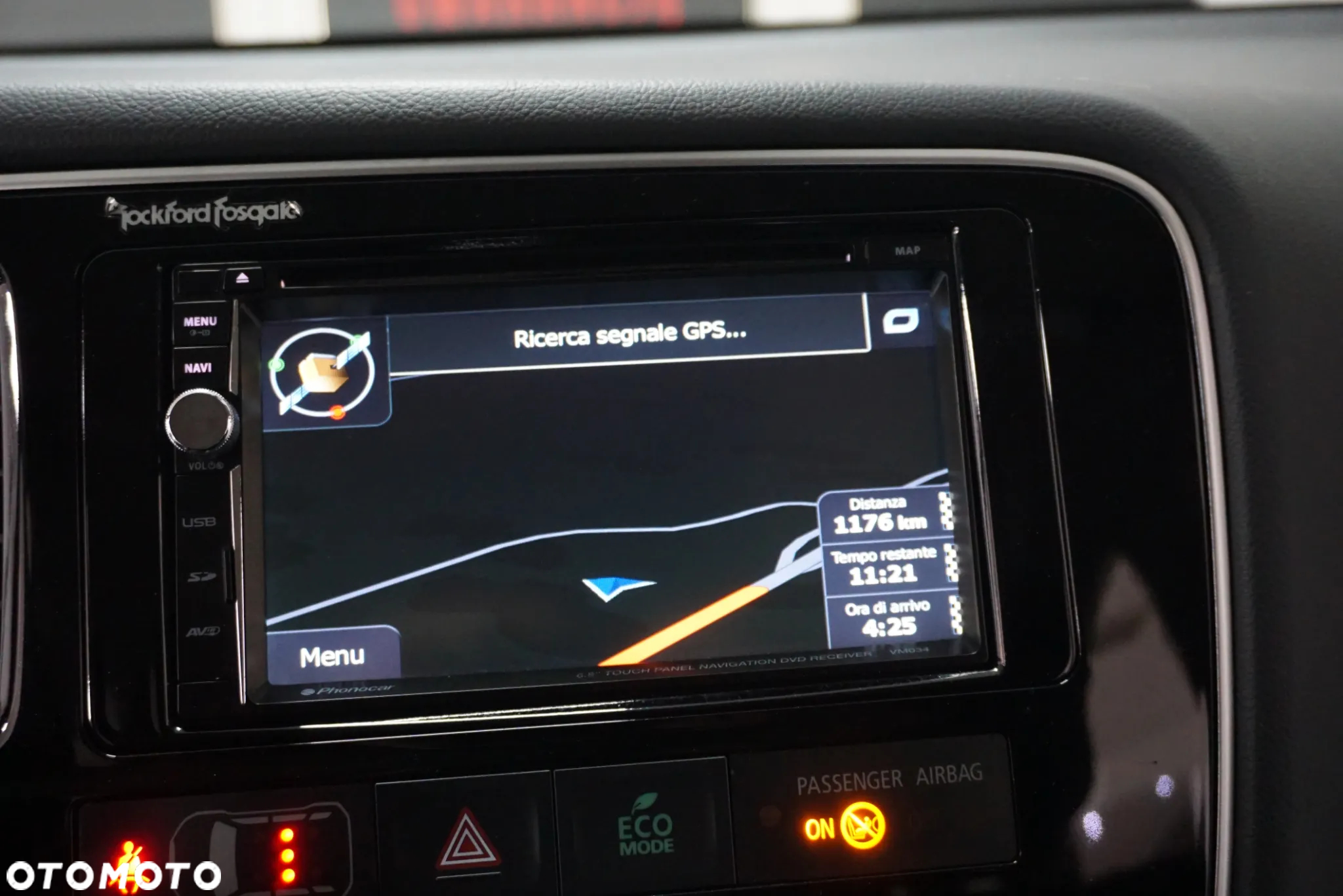 Mitsubishi Outlander 2.0 4WD Plug-In Hybrid Plus - 39