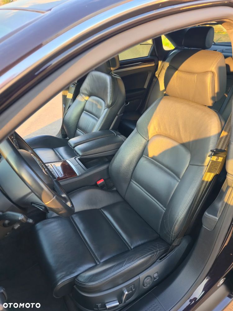 Audi A8 4.2 TDI L Quattro - 12