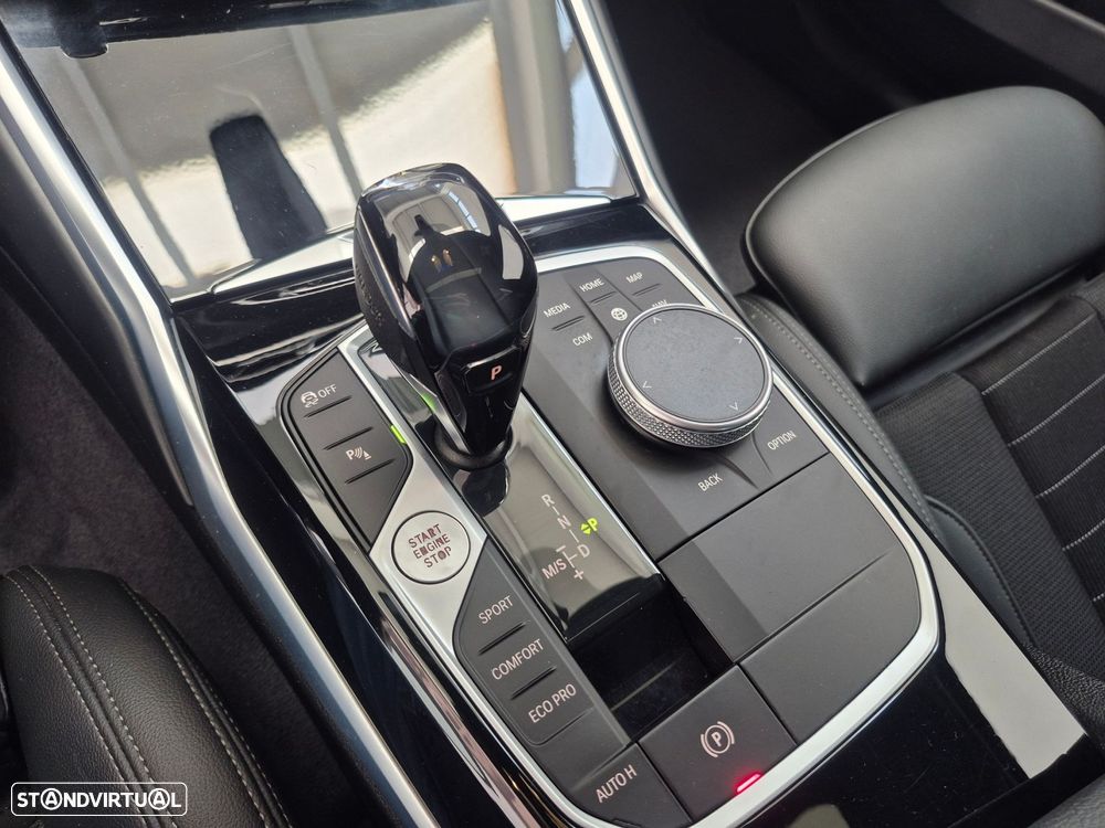 BMW 318 d Line Sport Auto - 15