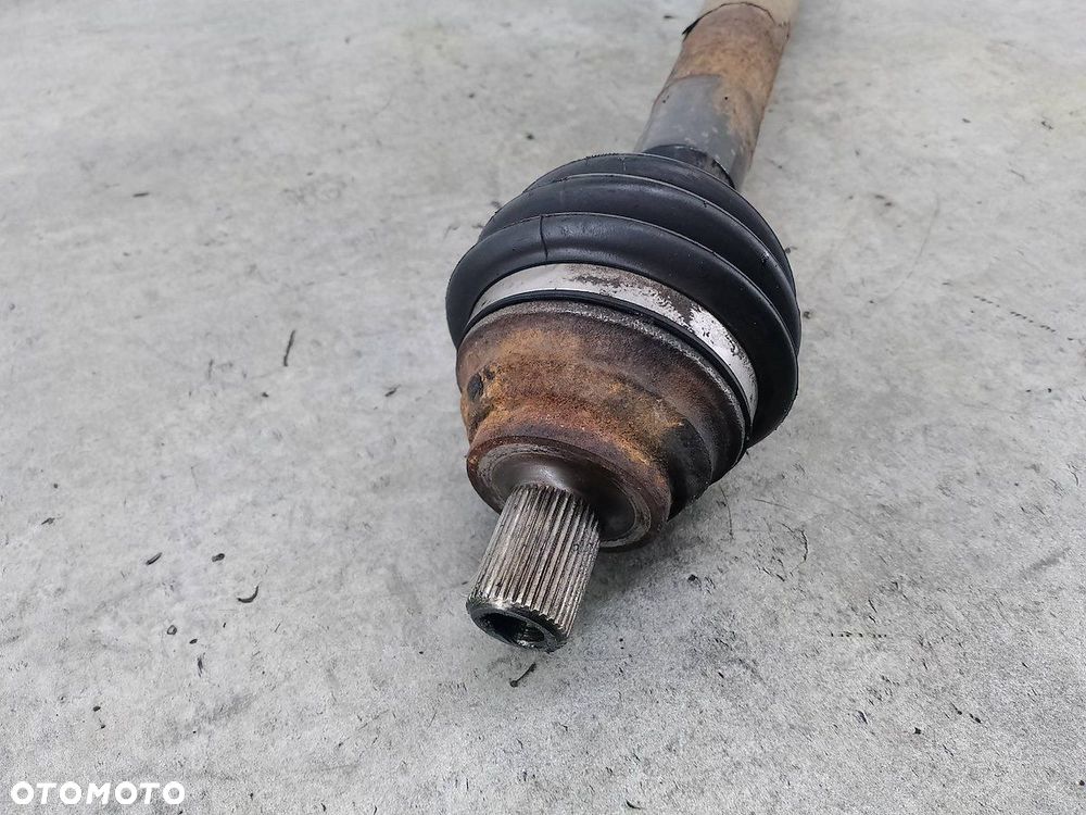 PÓŁOŚ PRAWA PRZÓD SKODA OCTAVIA II 1.6 MPI - 3