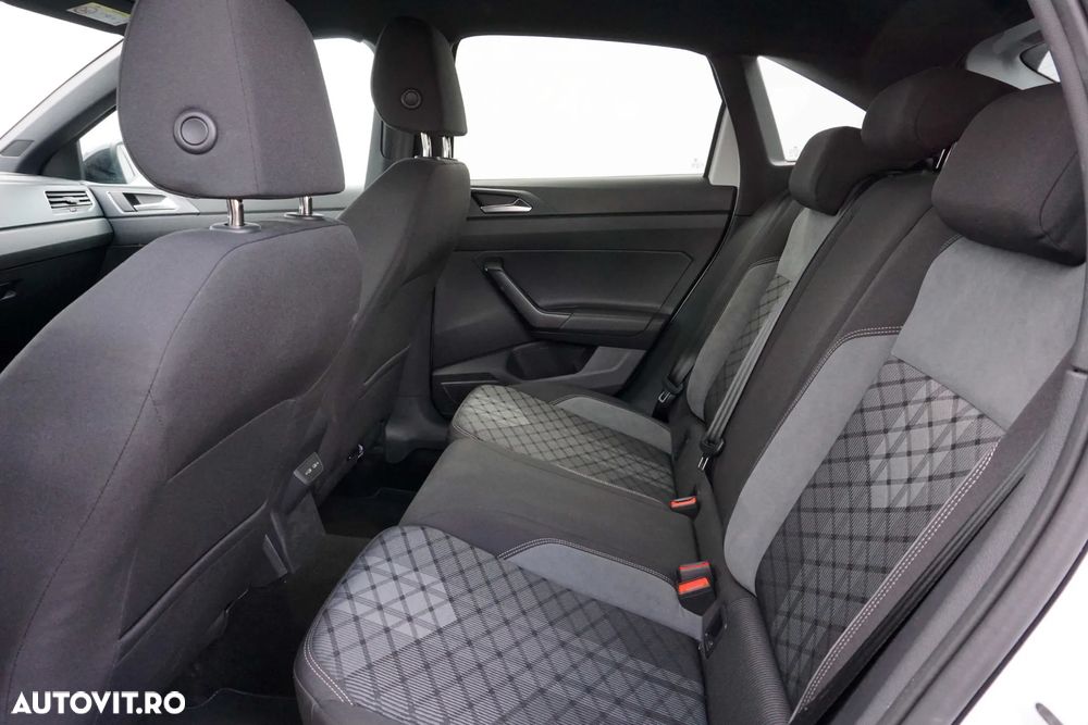 Volkswagen Taigo 1.5 TSI OPF DSG R-Line - 26