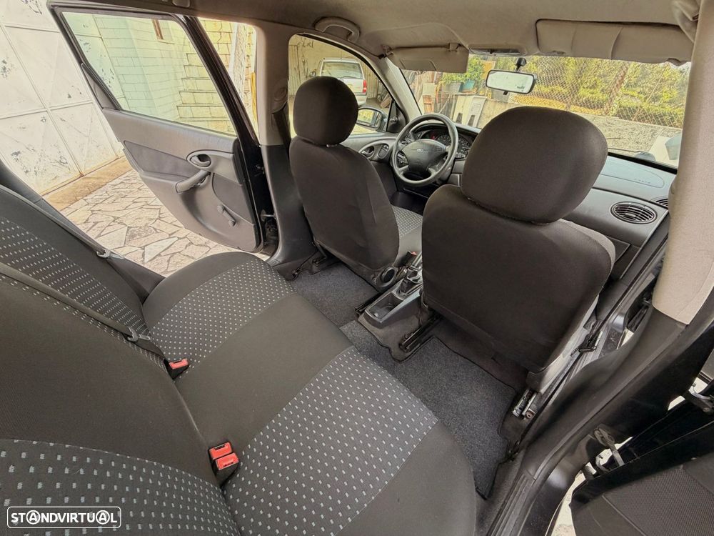 Ford Focus 1.4 Comfort - 21