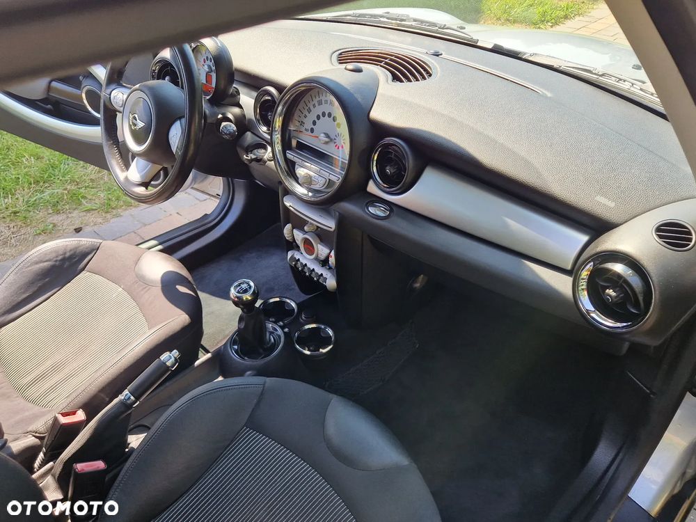 MINI Cooper 50 Camden - 28
