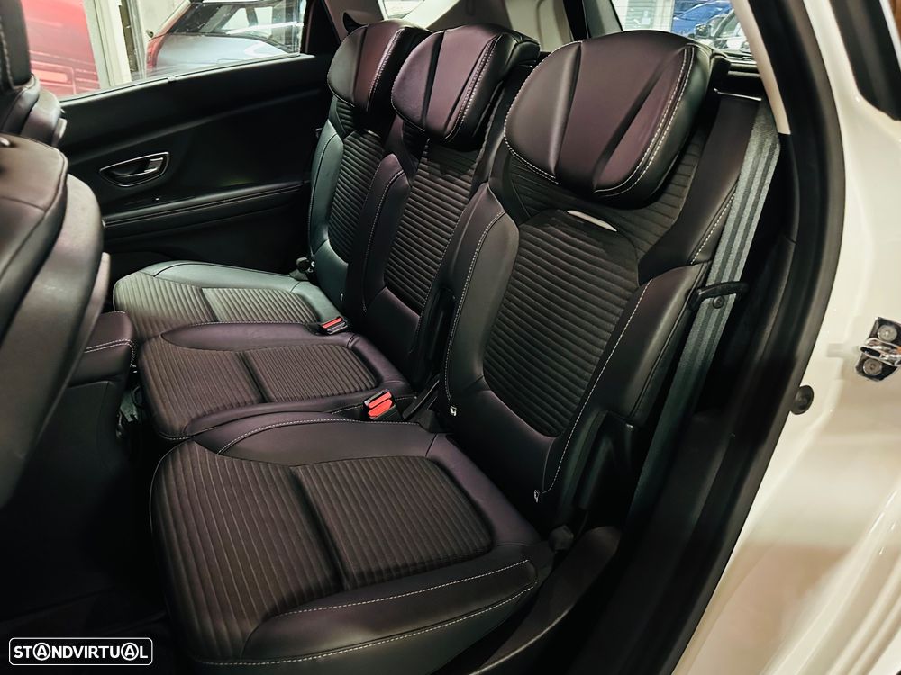 Renault Scénic 1.2 TCE Sport SS - 8