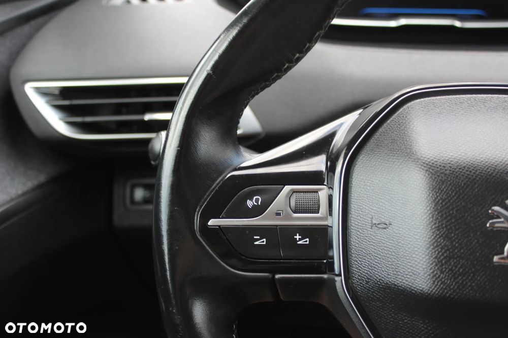 Peugeot 3008 BlueHDi 120 Stop & Start Allure - 34