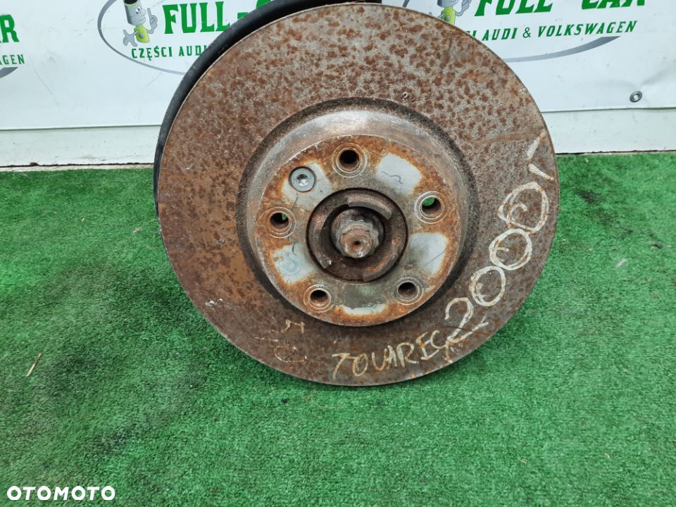 VW Touareg Zwrotnica prawa 7l0407258a - 2