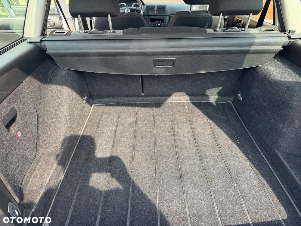 Volkswagen Golf 1.9 TDI Comfortline - 8