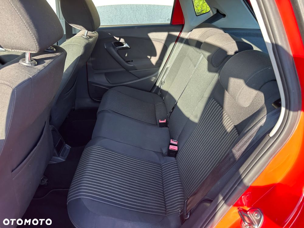 Volkswagen Polo 1.6 TDI Blue Motion Technology Comfortline - 6