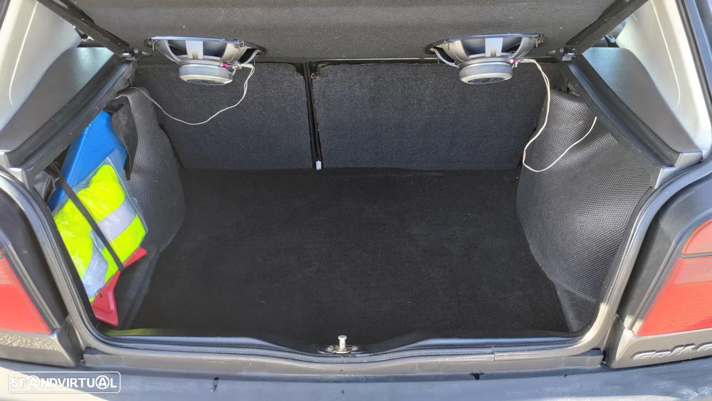 VW Golf 1.9 TD GL - 14