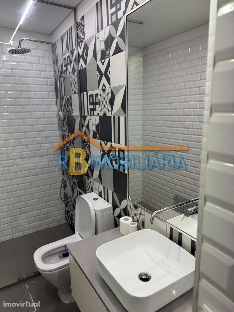 Apartamento T1 junto à estação da Campanhã no Porto - Grande imagem: 5/10