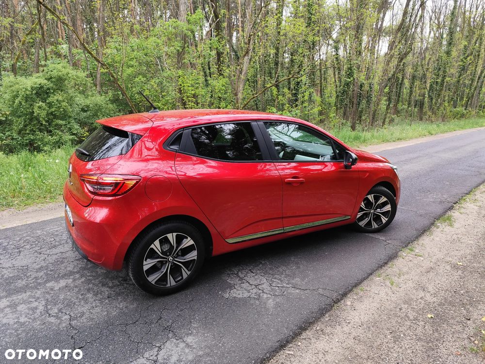 Renault Clio - 7
