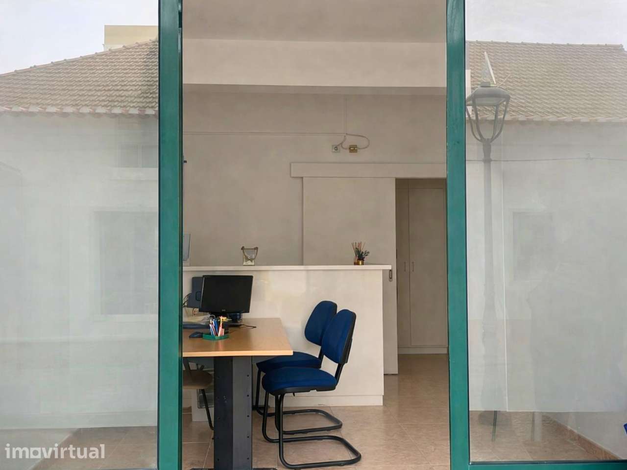 Loja rés do chão, em Salvaterra de Magos - Grande imagem: 2/5