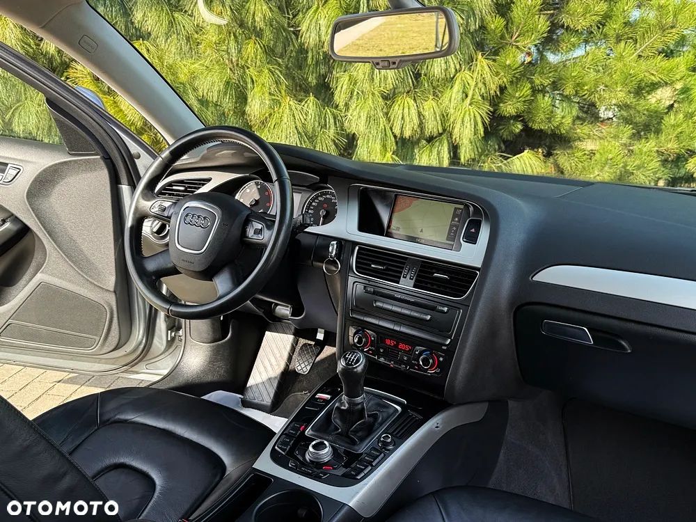 Audi A4 Avant 2.0 TDI 116g DPF Ambiente - 32