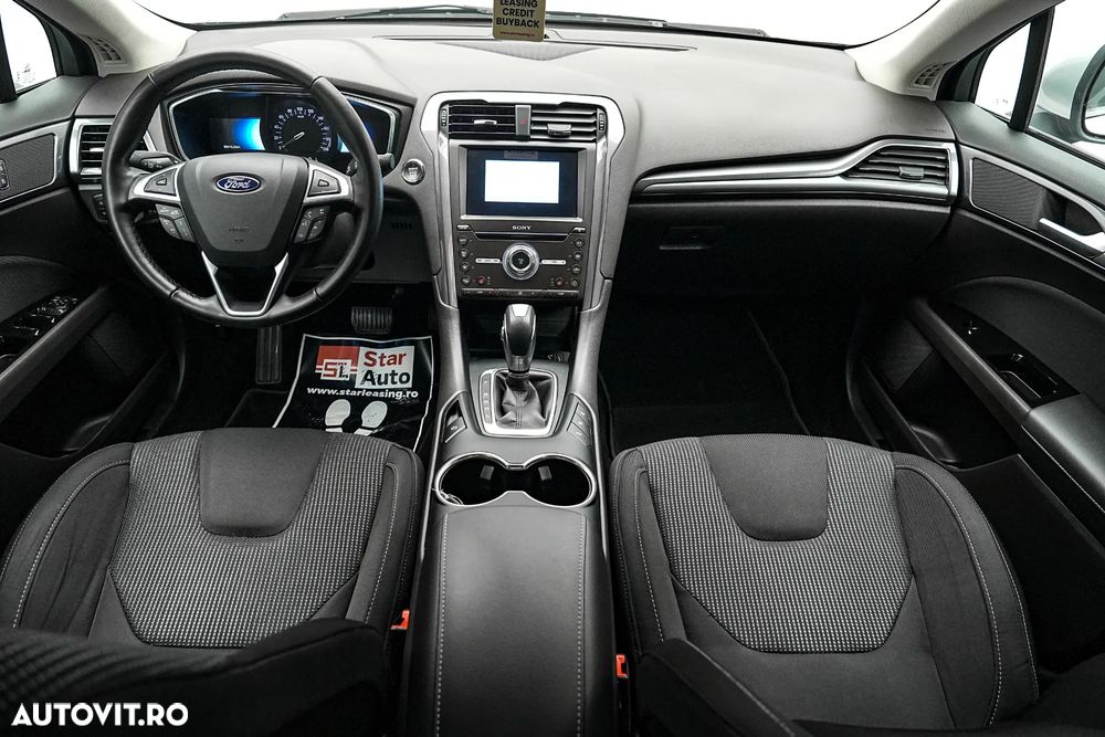 Ford Mondeo 2.0 HEV Titanium - 8