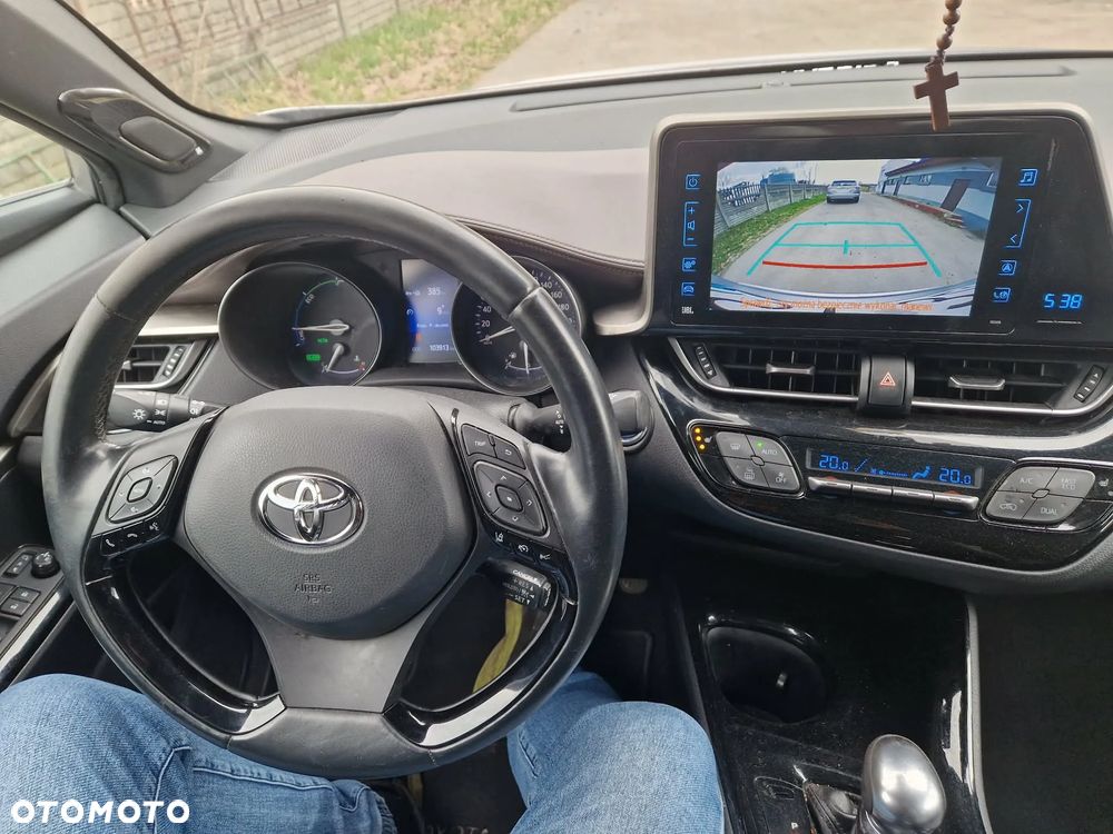 Toyota C-HR - 15