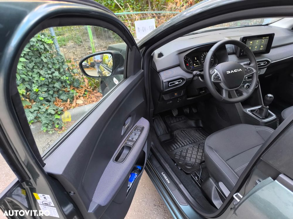 Dacia Logan TCe 90 MT6 Journey - 10
