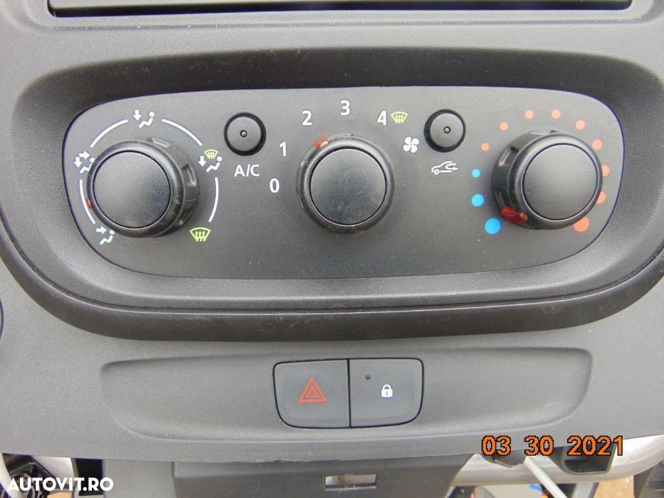 Comenzi AC Renault Trafic 2015-2022 panou ac Opel Vivaro Nissan NV 300 - 2