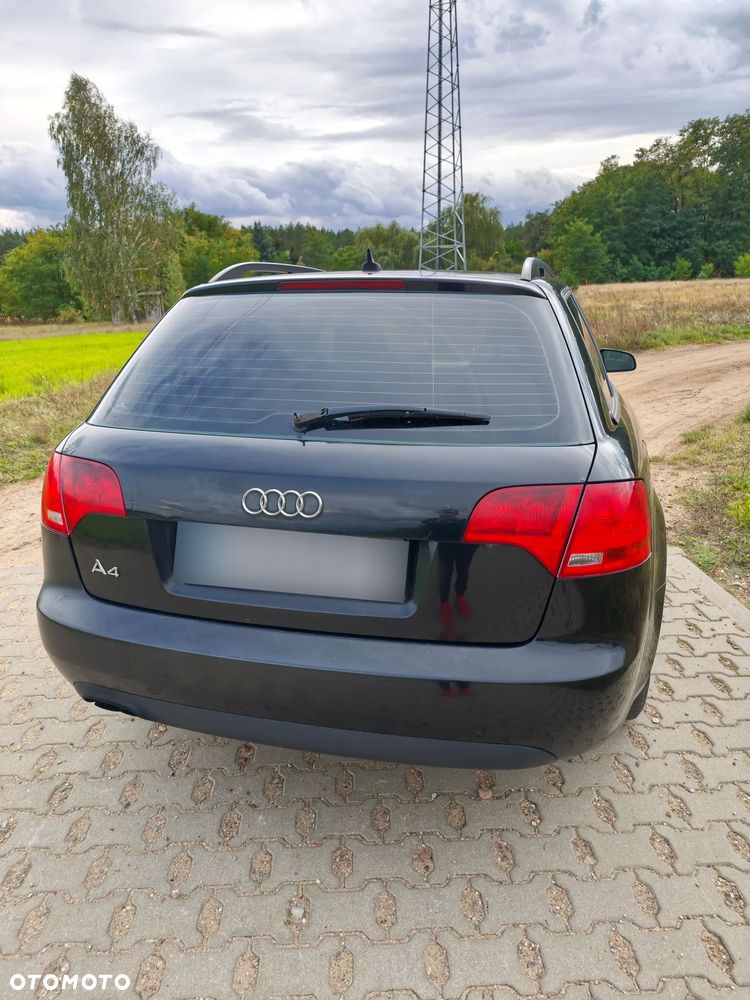 Audi A4 Avant - 4